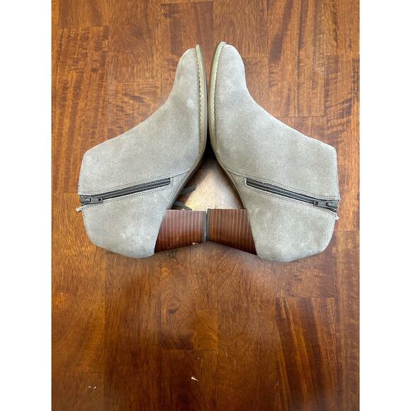 Vionic Upright Faros Fridge Boot, Size 9 - Picture 6 of 11